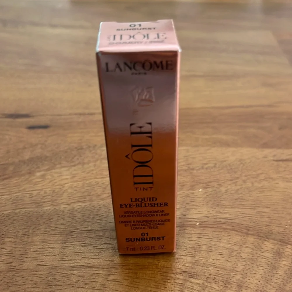 Idole Tint liquid eye-blusher in shade 01 - Sunburst. NWT/NIB.
